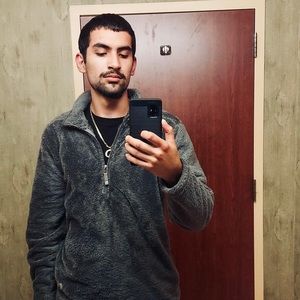 Meet your Posher, Derek